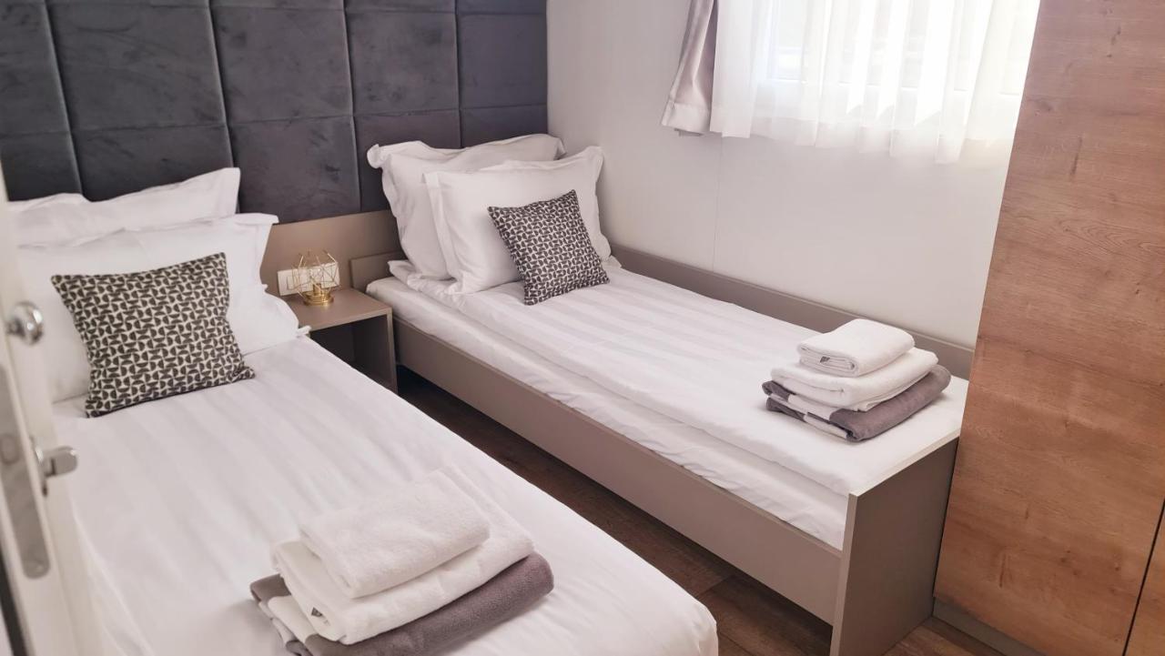 Azalea Wine And Olive Hill Otel Primošten Dış mekan fotoğraf